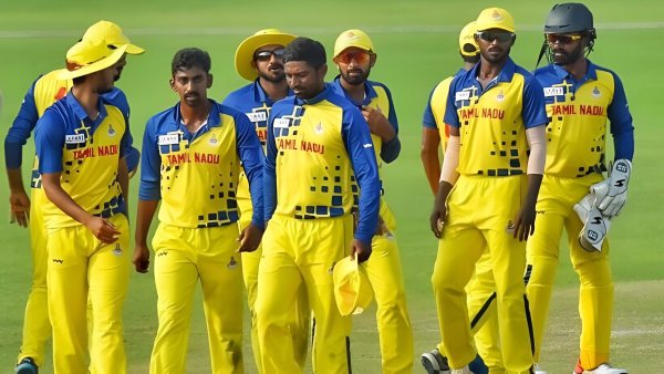 Tamil Nadu cricketer fined 1 Lakh by BCCI Anti-Corruption unit for using phone in TNPL dugout Tamil Nadu cricketer fined 1 Lakh by BCCI Anti-Corruption unit for using phone in TNPL dugout