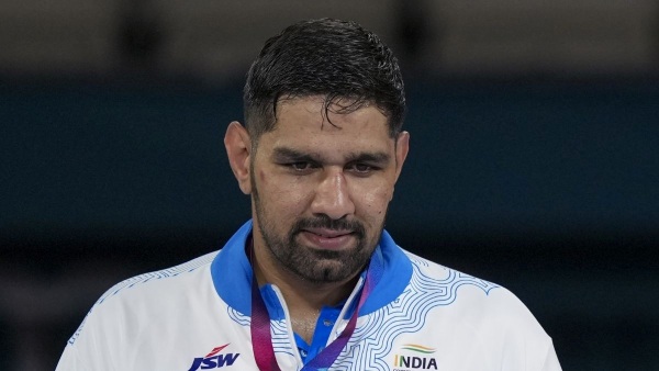 Asian Games 2026 Boxer Narendra Settles for Bronze After Hard-Fought Semifinal Against World Champion