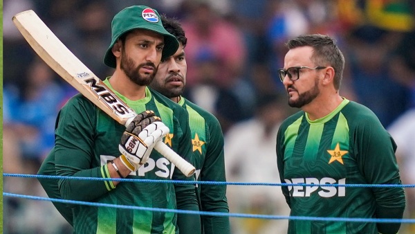 Pakistan coach Pakistan coach