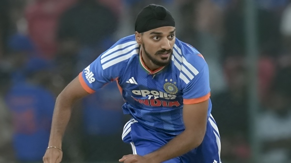 Arshdeep Singh Creates History in IND vs NZ 4th T20 Fastest to 150 T20I Wickets and 40 Wickets in a Calendar Year Arshdeep Singh Creates History in IND vs NZ 4th T20 Fastest to 150 T20I Wickets and 40 Wickets in a Calendar Year