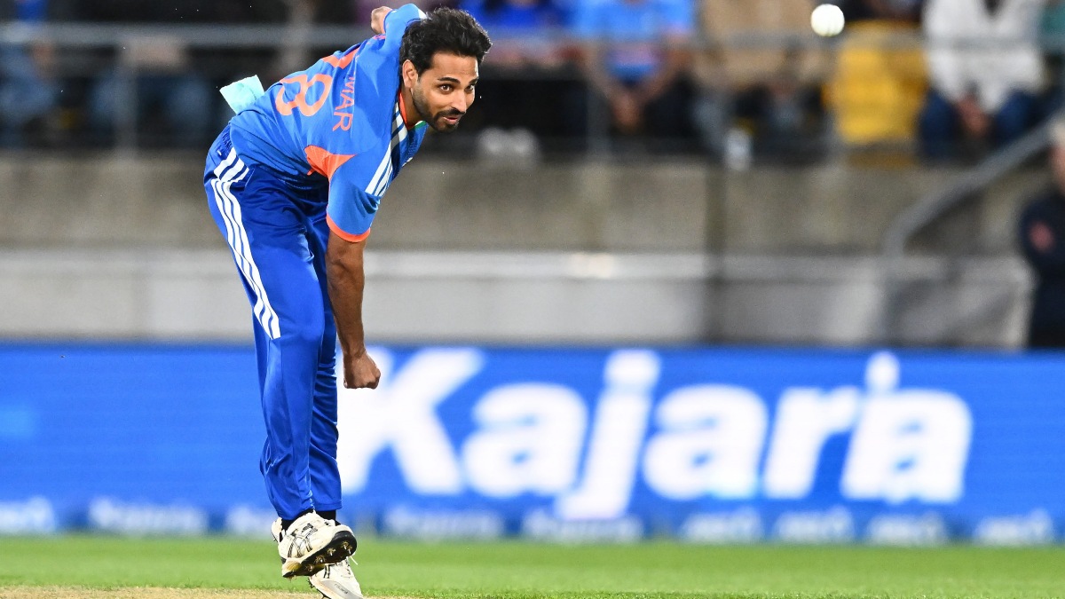 IND vs NZ: புவனேஸ்வர் குமாரை நீக்கியது தவறு.. மீண்டும் கம்பேக் தருவார்- தினேஷ் கார்த்திக் நம்பிக்கை