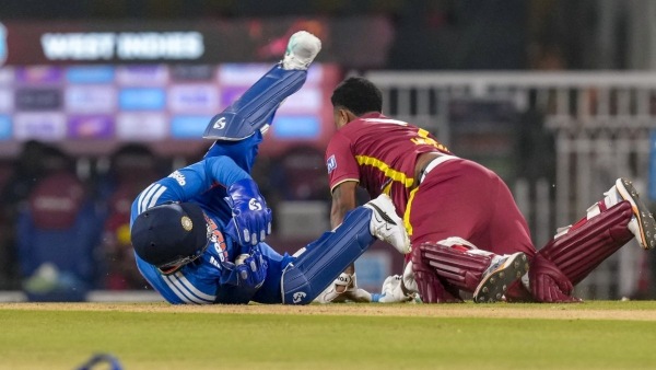 Shimron Hetmyer Fumes After Controversial Run Out In First T20I Against India Shimron Hetmyer Fumes After Controversial Run Out In First T20I Against India