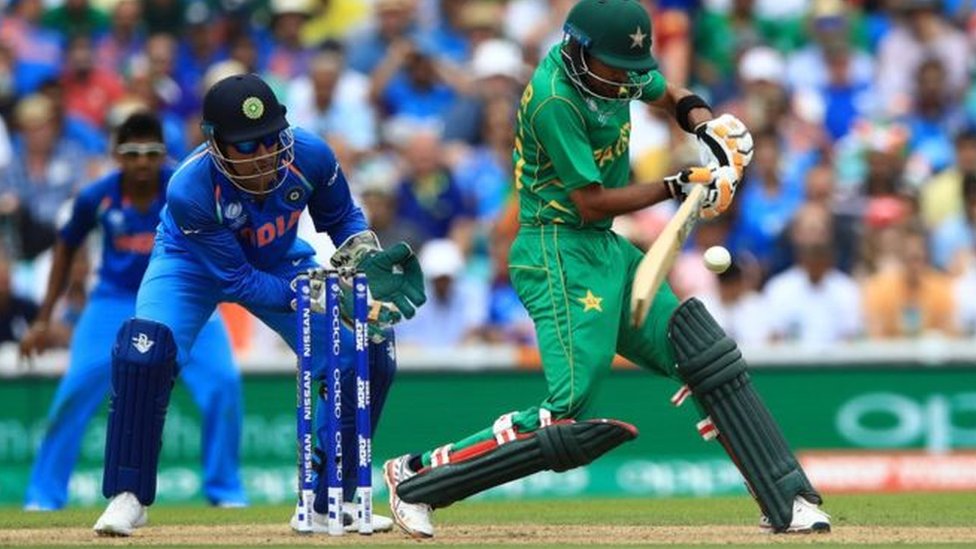 43 ஓவர்களின் முடிவில் 247 ரன்கள்: