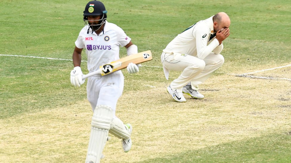 பாராட்டு