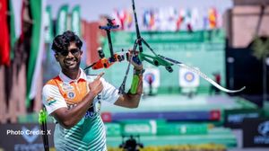 ఆర్చరీలో చరిత్ర సృష్టించిన తెలుగు తేజం..  సీఎం చంద్రబాబు, మంత్రి నారా లోకేశ్ ప్రశంసలు!