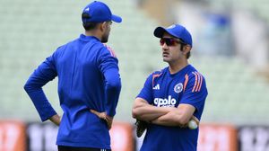 శ్రీలంకతో రెండో టెస్ట్ గెలవకపోవడానికి గంభీరే కారణం.. ఆ విషయంలో శుభ్‌మన్ గిల్‌తో గొడవ!