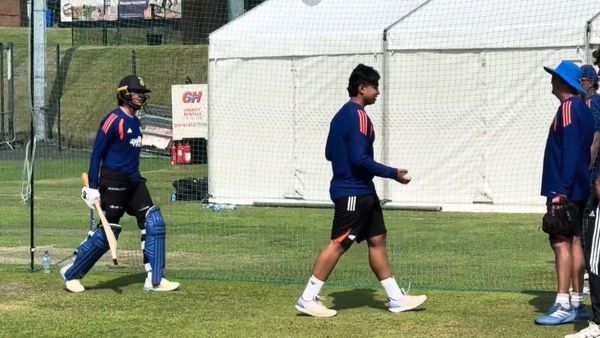 IND vs IRE:  వైభవ్ సూర్యవంశీ, అభిషేక్ శర్మ మధ్య వాగ్వాదం! (వీడియో)