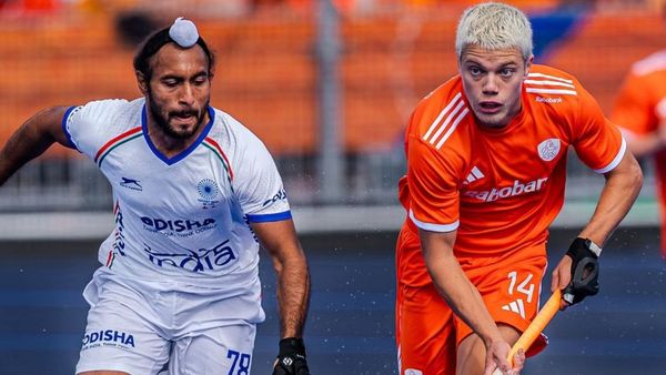 Hockey World Cup 2026: భారత్‌ ఘోర పరాజయం.. సెమీస్ అవకాశాలు సంక్లిష్టం!