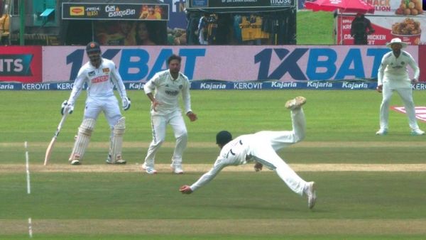 IND vs SL: శుభ్‌మన్ గిల్ కళ్లు చెదిరే క్యాచ్.. పోలా అదిరిపోలా! (వీడియో)
