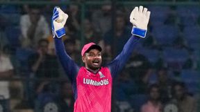 కోహ్లీ, ధోనీ కాదు.. అతనే నా ఆరాధ్య క్రికెటర్: సంజూ శాంసన్ కోహ్లీ, ధోనీ కాదు.. అతనే నా ఆరాధ్య క్రికెటర్: సంజూ శాంసన్