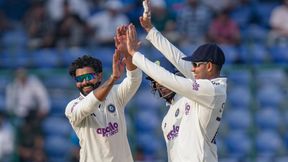 IND vs WI: జడేజా తీన్మార్.. విండీస్ బేజార్! IND vs WI: జడేజా తీన్మార్.. విండీస్ బేజార్!
