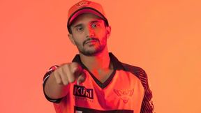 హ్యాట్రిక్తో అదరగొట్టిన తెలుగోడు! హ్యాట్రిక్తో అదరగొట్టిన తెలుగోడు!