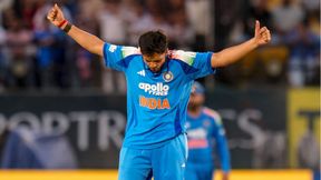 IND vs ENG మూడో వన్డే.. SRH ఆల్రౌండర్కు జాక్పాట్! IND vs ENG మూడో వన్డే.. SRH ఆల్రౌండర్కు జాక్పాట్!