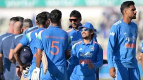 IND vs ENG: భారత తుది జట్టులో అతిపెద్ద సమస్య.. గంభీర్ చేసిన పొరపాటు ఇదే! IND vs ENG: భారత తుది జట్టులో అతిపెద్ద సమస్య.. గంభీర్ చేసిన పొరపాటు ఇదే!