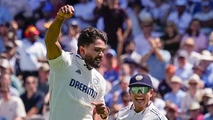 ‘బాగుందిరా మావ’..  నితీష్‌ రెడ్డితో శుభ్‌మన్ గిల్ (వీడియో)