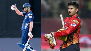 ఐపీఎల్ సంచలనం ప్రియాన్ష్ ఆర్య మెరుపు సెంచరీ 