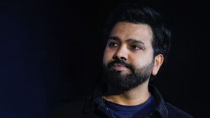 ఆ తెలుగు హీరోల సినిమాలు చూస్తాను: రోహిత్ శర్మ