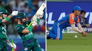 IND vs PAK: కొంపముంచిన చెత్త ఫీల్డింగ్.. పాకిస్థాన్ భారీ స్కోర్