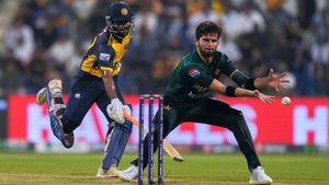 Asia Cup 2025: శ్రీలంకపై పాక్ ఘన విజయం.. ఫైనల్ ఆశలు సజీవం!