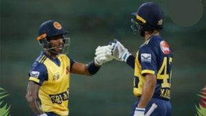 BAN vs SL: మలుపు తిప్పిన హసరంగా.. శ్రీలంక ఘన విజయం!