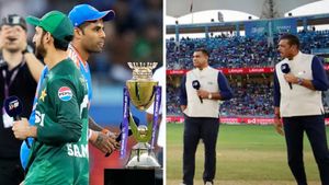 IND vs PAK: నో షేక్ హ్యాండ్.. నో ఫొటో షూట్.. ఇద్దరు ప్రజెంటర్స్!