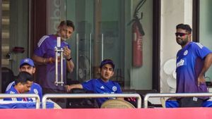 IND vs WI: టీమిండియా కొంపముంచిన గంభీర్ అనాలోచిత నిర్ణయం!