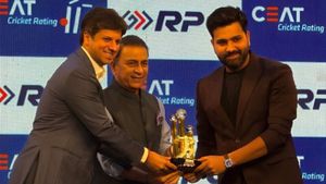 ఆ గెలుపు క్రెడిట్ గంభీర్‌ది కాదు: రోహిత్ శర్మ