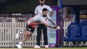 కోహ్లీ అభిమానులకు గుడ్ న్యూస్:  విరాట్ ఆటకు బ్రేక్ లేనట్టే!