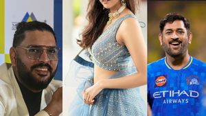 యువీ-ధోనీ.. ఈ స్టార్ క్రికెటర్స్‌కు ఆ హీరోయిన్ అంటే పిచ్చి..!