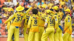 IPL 2026: పటిష్టంగా చెన్నై సూపర్ కింగ్స్.. పూర్తి జట్టు ఇదే!