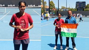 టెన్నిస్‌లో భారత్ ఘనకీర్తి.. 14 ఏళ్లకే ఆస్ట్రేలియన్ ఓపెన్ టైటిల్! ఎవరీ జెన్సీ కానాబార్?