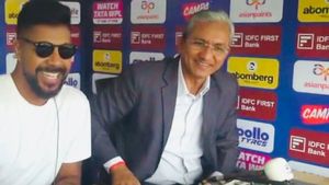 IND vs NZ: కామెంటేటర్ వివాదాస్పద వ్యాఖ్యలు.. భగ్గుమన్న సౌత్ ఇండియా!