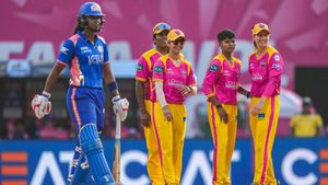 WPL 2026: చిత్తుగా ఓడిన ముంబై ఇండియన్స్‌!