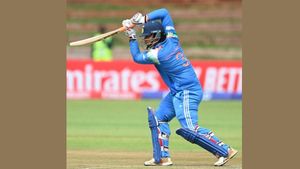 చరిత్ర సృష్టించిన వైభవ్ సూర్యవంశీ.. కోహ్లీ రికార్డ్ బద్దలు!