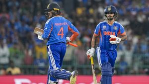 ఐసీసీ ర్యాంకింగ్స్‌లో ఇషాన్ కిషన్ సునామీ.. ఏకంగా 17 స్థానాలు ఎగబాకి!