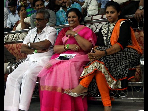 పురంధేశ్వరు కుటుంబం