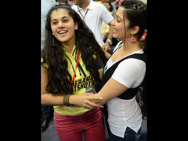 చార్మి - తాప్సి