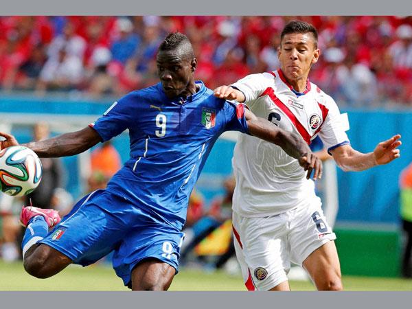 అభిమానులతో..