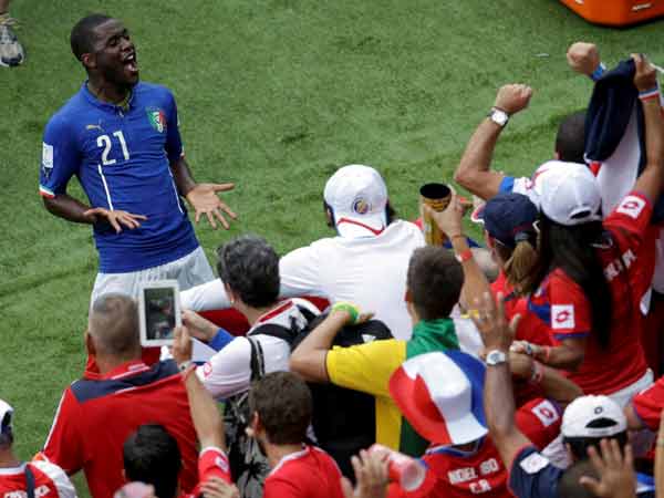 ఇటలీకి కోస్టారికా షాక్