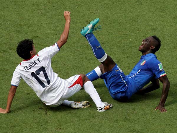 ఇటలీకి కోస్టారికా షాక్