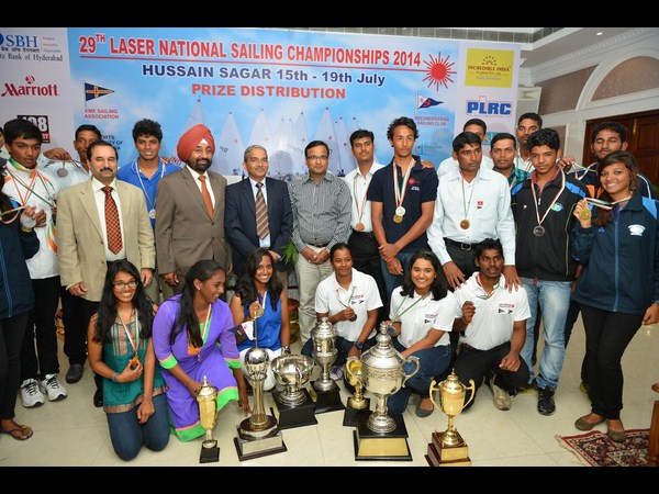 విజేతలు