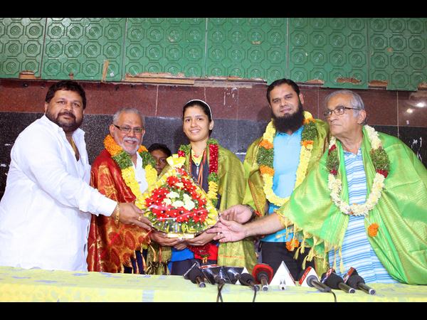  పాక్‌పై సాధించిన పధకం తెలంగాణకే అంకితం