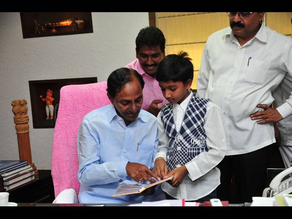 కెసిఆర్