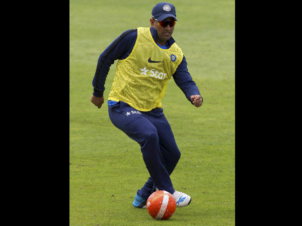 MS Dhoni is now co-owner of Chennai football team in ISL MS Dhoni is now co-owner of Chennai football team in ISL