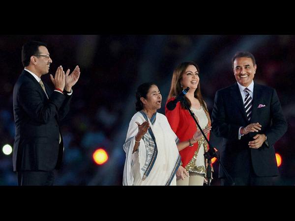 కన్నుల పండుగగా ఐఎస్ఎల్ ఆరంభ వేడుకలు కన్నుల పండుగగా ఐఎస్ఎల్ ఆరంభ వేడుకలు