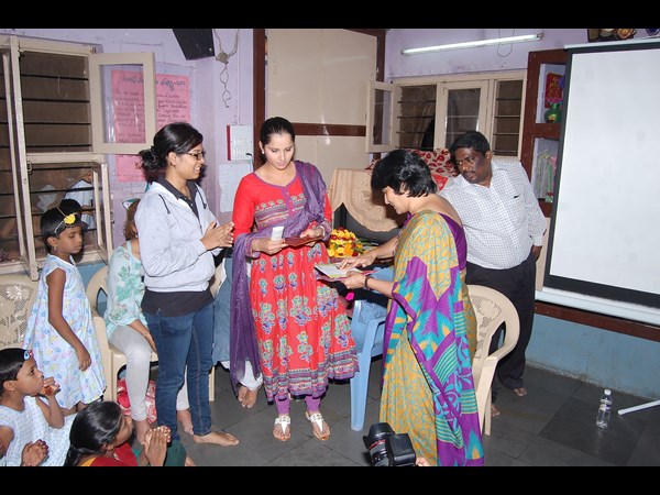  రెయిన్ బో అనాధ ఆశ్రమంలో సానియా