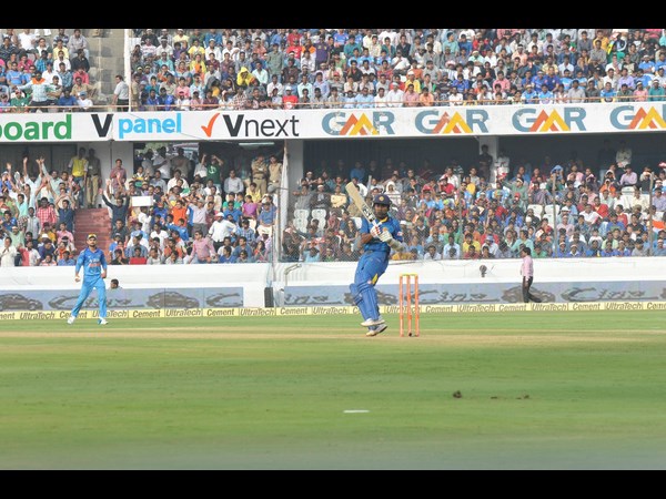 క్రికెట్