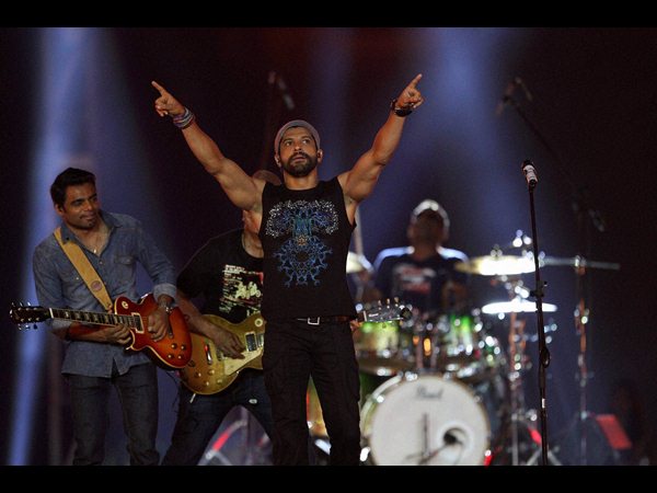 అట్టహాసంగా జరిగిన ఐపీఎల్ ప్రారంభోత్సవం