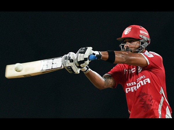 మురళీ విజయ్ బ్యాటింగ్ మురళీ విజయ్ బ్యాటింగ్