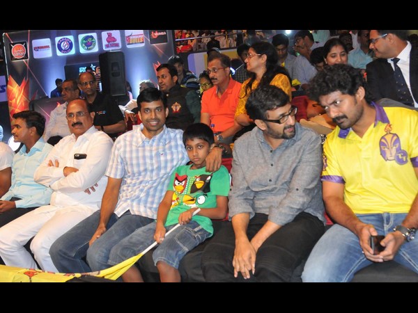 గోపీచంద్, మంత్రి కామినేని, కళ్యాణ్‌రామ్, తేజ